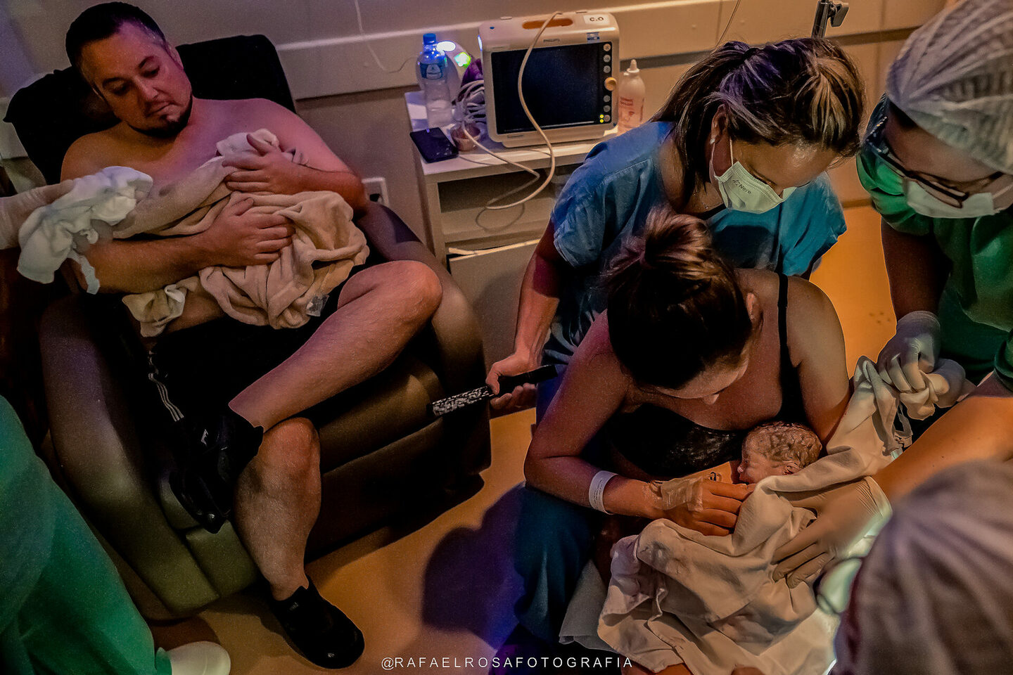 Nascimento Aurora e Manuela // Hospital Mãe de Deus - Parto Normal Nascimento Aurora e Manuela // Hospital Mãe de Deus - Parto Normal