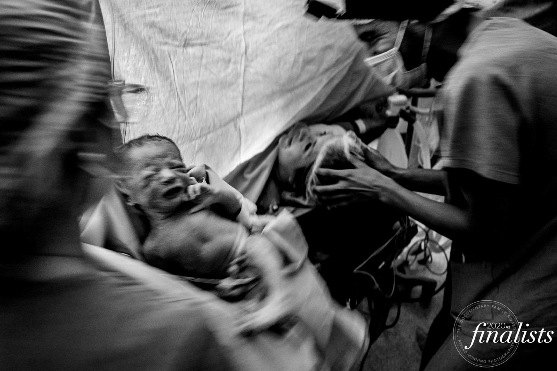 Foto UM HOMEM FOTOGRAFANDO PARTO!? Foto UM HOMEM FOTOGRAFANDO PARTO!? - Imagem 28